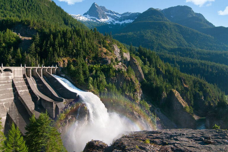 Diablo dam on Skagit river (Getty Images/Crady von Pawlak)