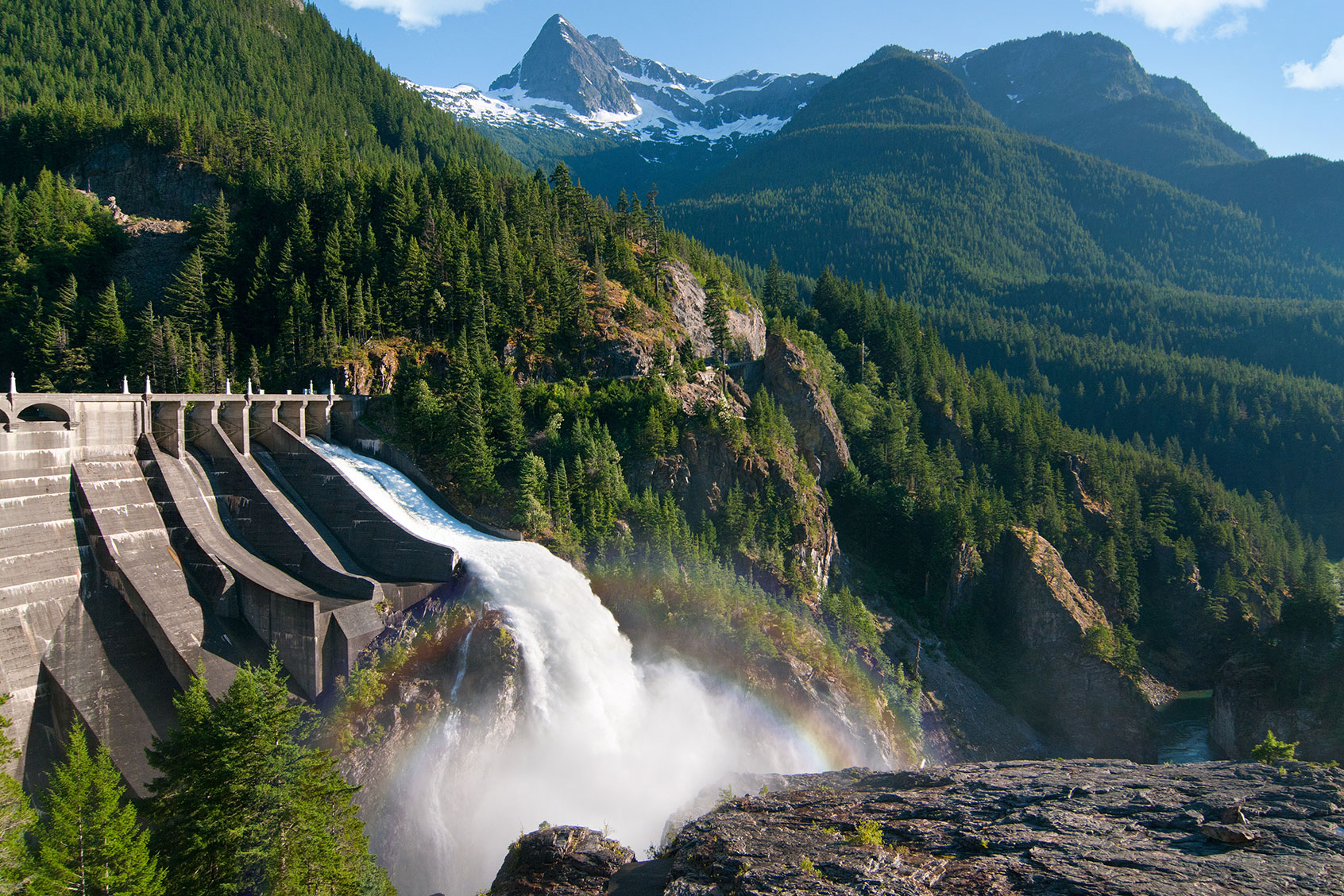 Diablo dam on Skagit river (Getty Images/Crady von Pawlak)