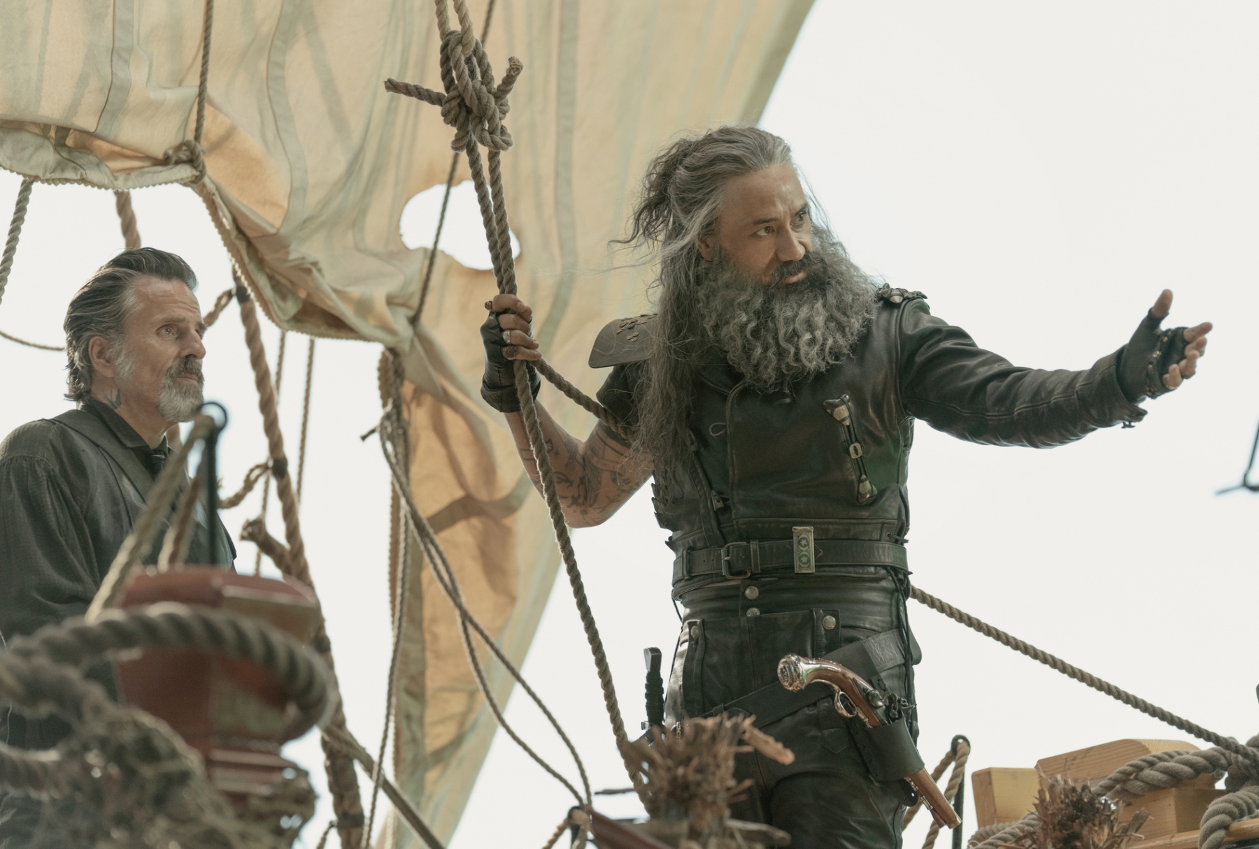 Con O’Neill and Taika Waititi in "Our Flag Means Death" (Aaron Epstein/HBO Max)