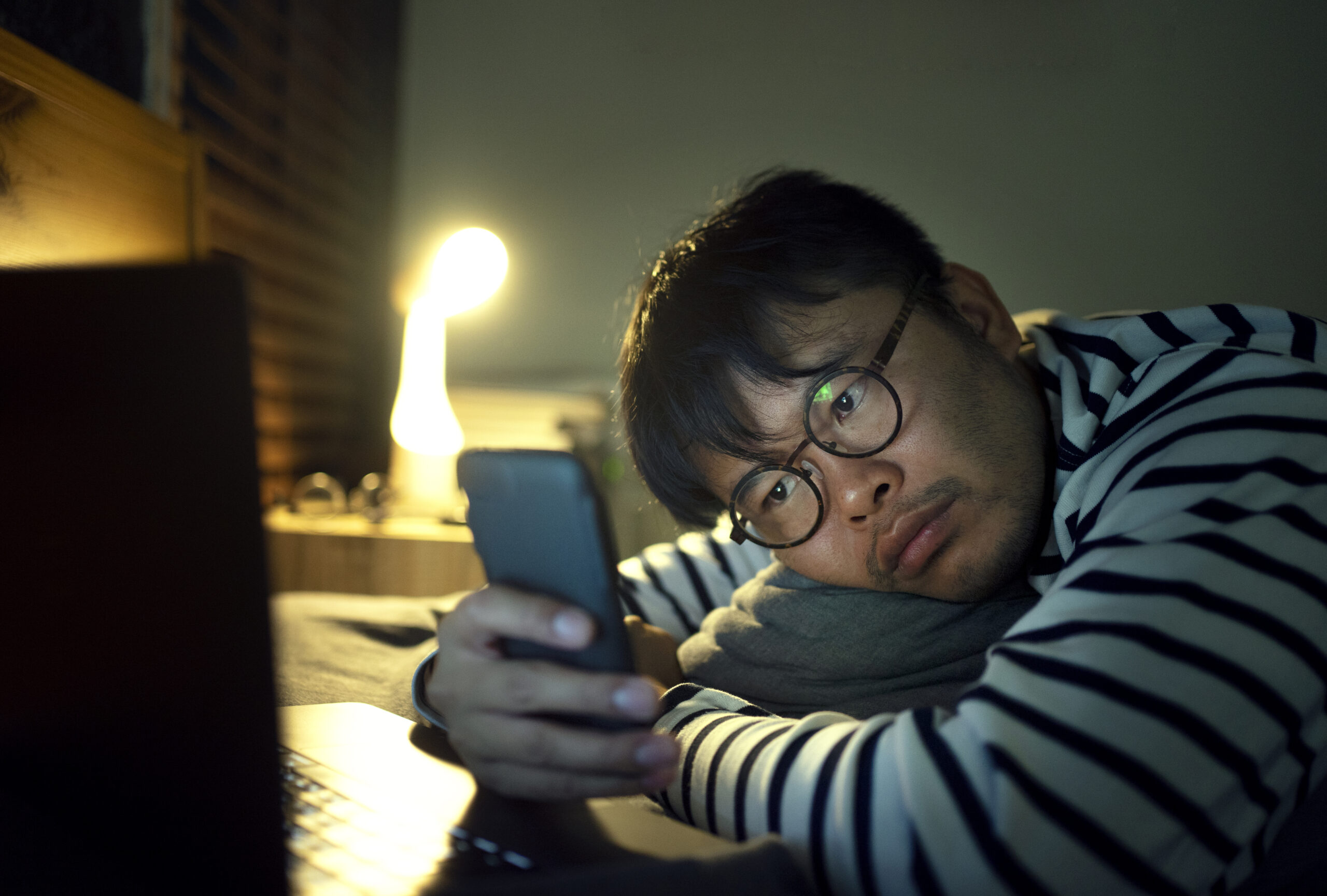 Man using a smartphone (Getty Images)