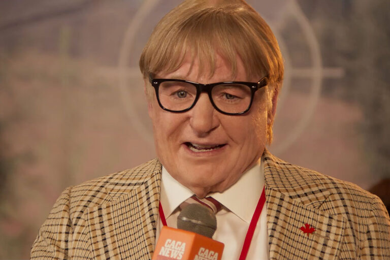 Mike Myers as Ken Scarborough in "The Pentaverate" (Netflix)