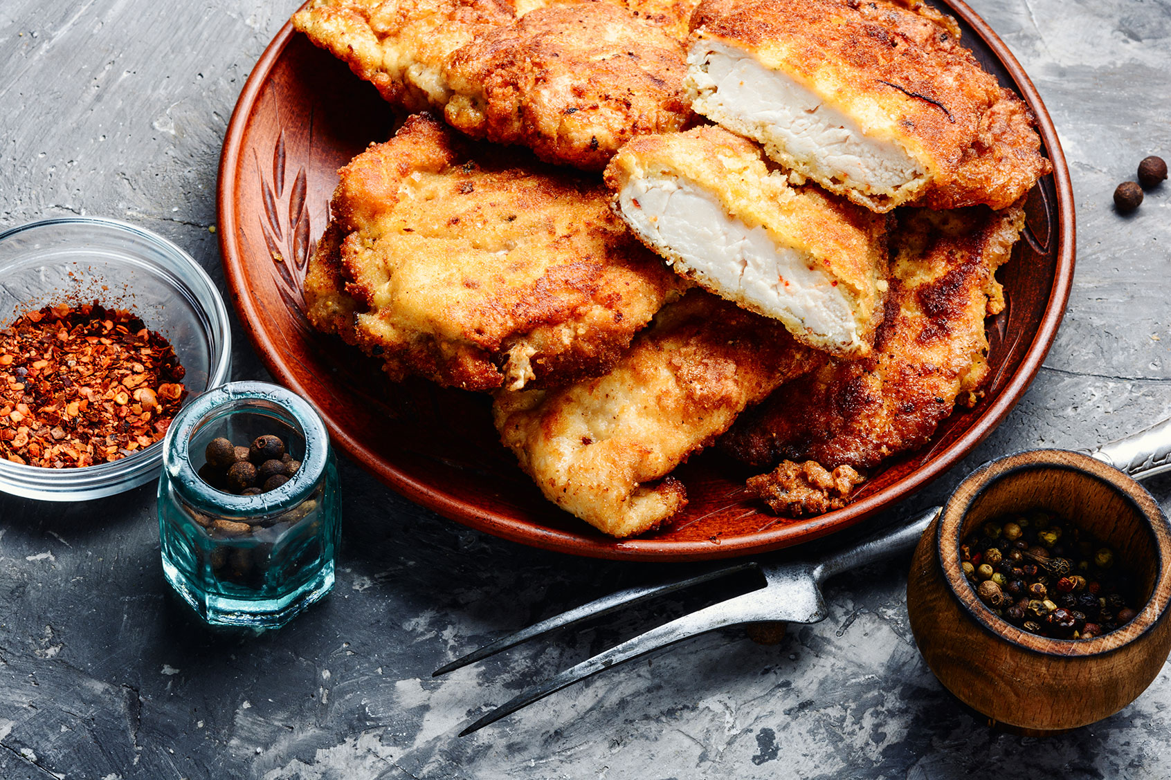 Chicken Cutlets (Getty Images / Mykola Lunov / 500px)