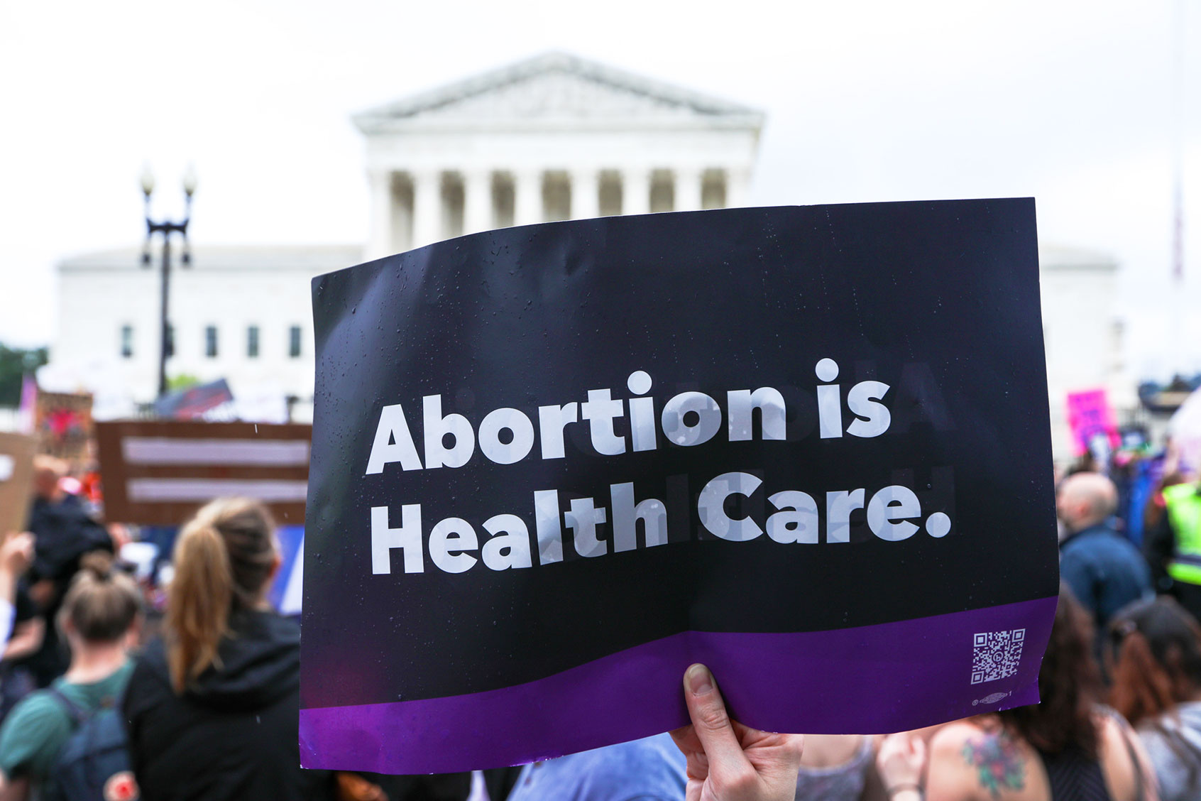 Abortion rights demonstrators gather near the Washington Monument during a nationwide rally in support of abortion rights in Washington, D.C., US, on May 14, 2022. (Yasin Ozturk/Anadolu Agency via Getty Images)