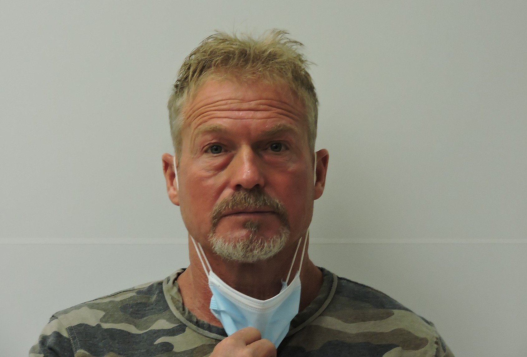 Barry Morphew's mug shot from the Chaffee County Sheriff's Office in Salida, Colorado (Chaffee County Sheriff's Office/Wikimedia Commons)
