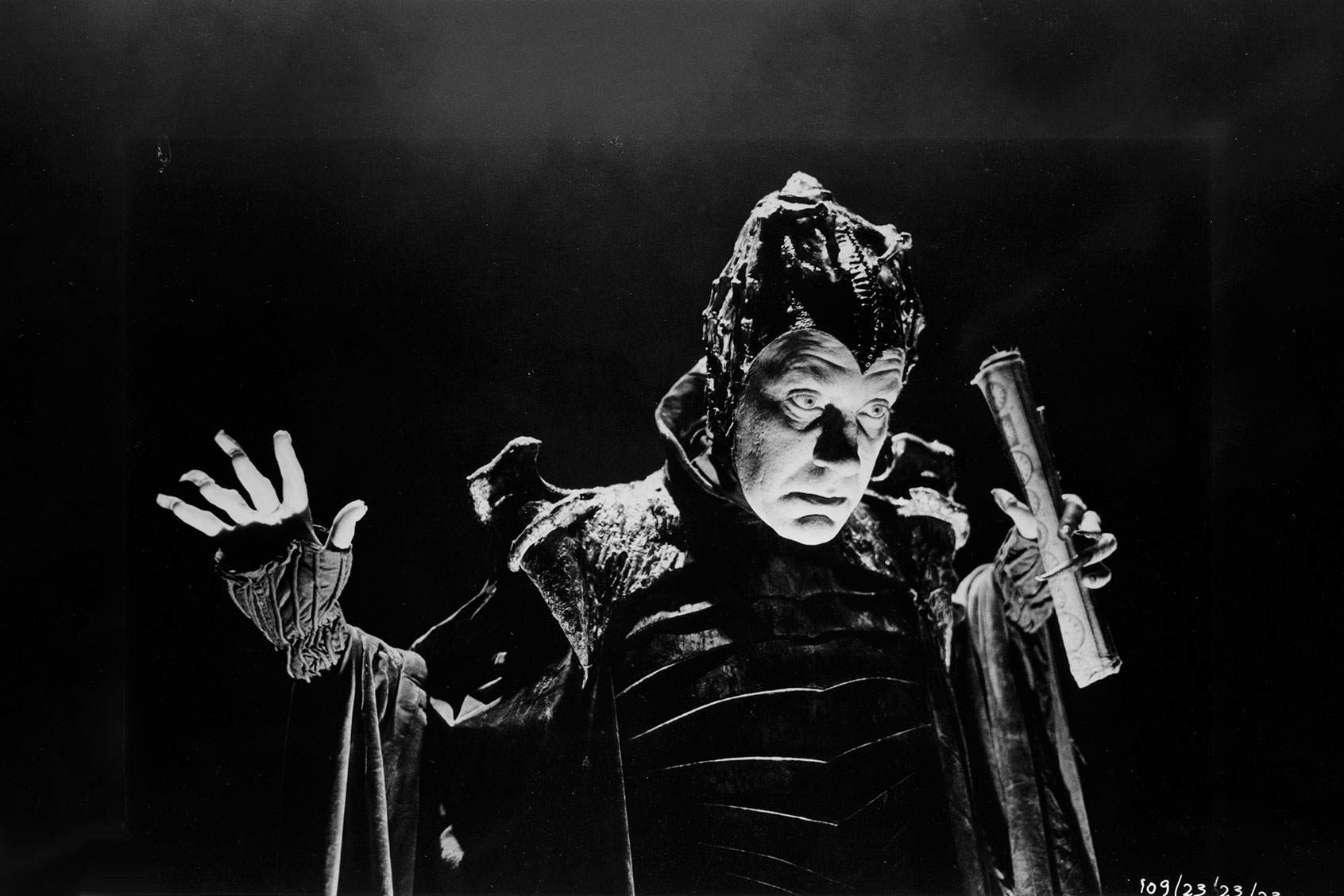 David Warner as the Evil Genius in a scene from the movie "Time Bandits". Circa 1981. (Michael Ochs Archives/Getty Images)