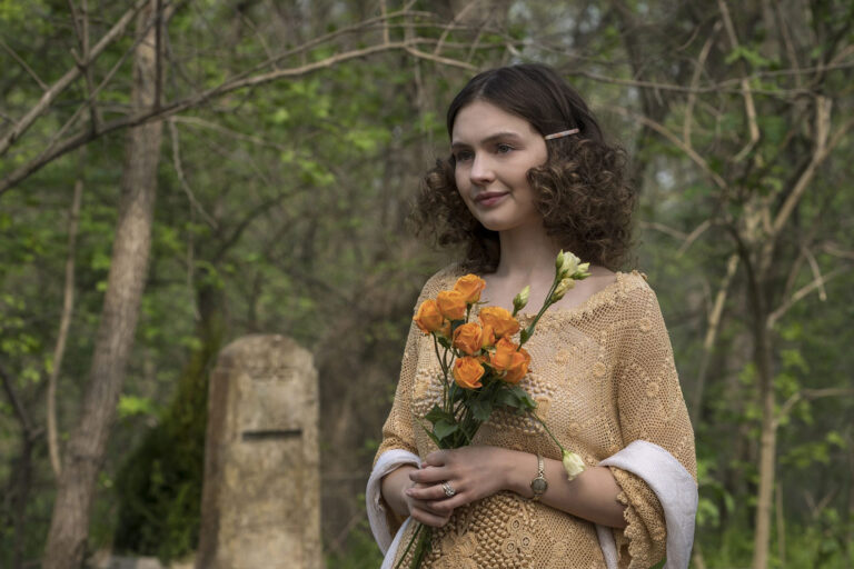 Alana Boden in "Flowers in the Attic: ﻿The Origin" (A+E/Lifetime)