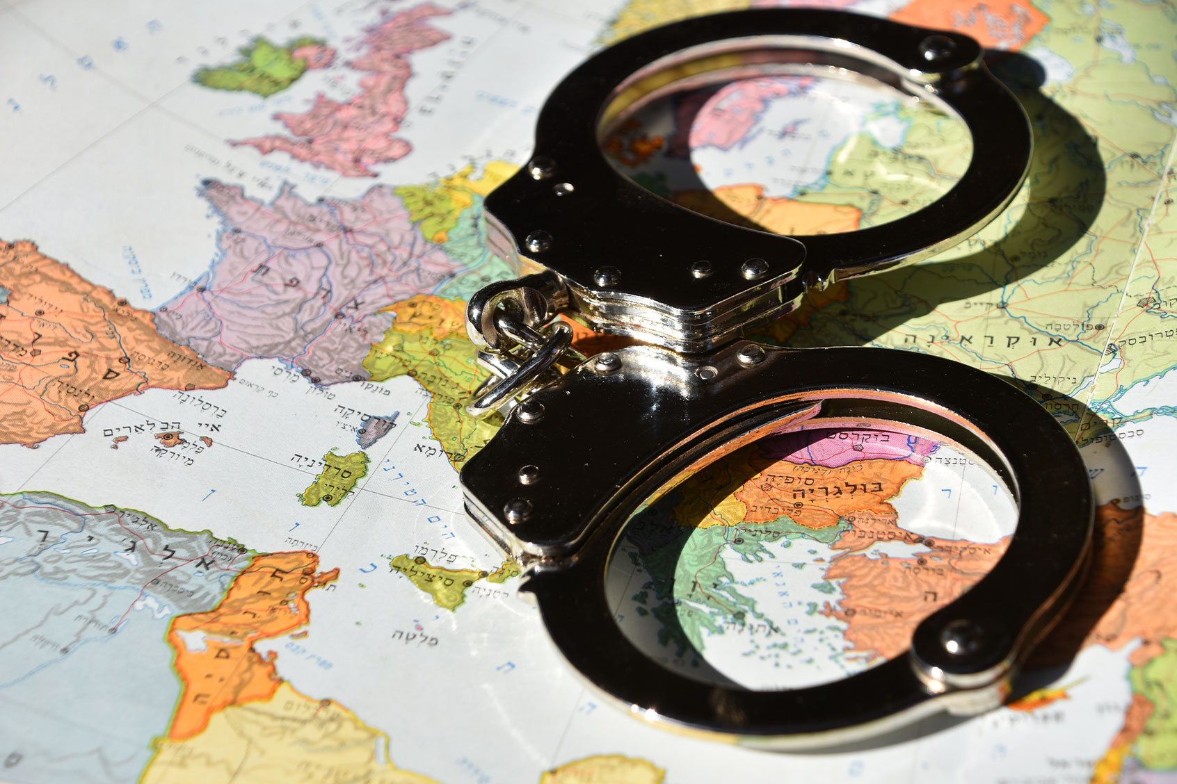 International crime concept (Getty Images/tzahiV)