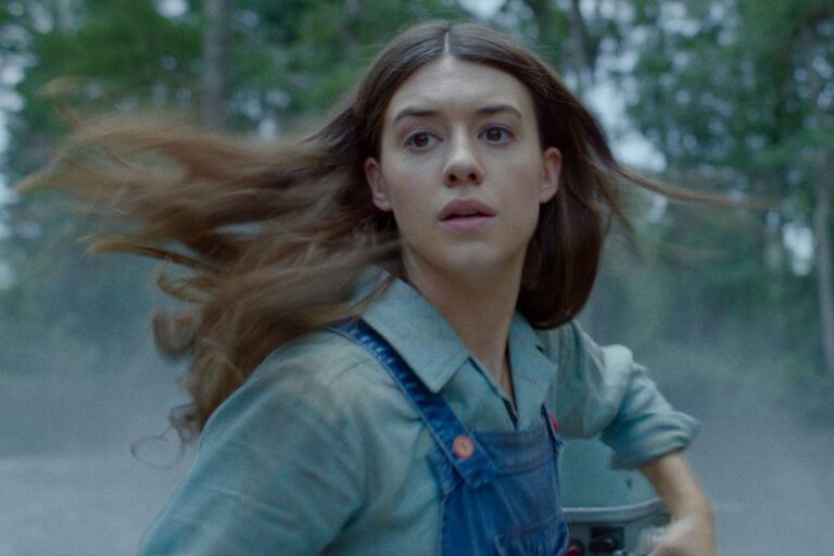 Kya (Daisy Edgar-Jones) in "Where the Crawdads Sing" (Sony Pictures)