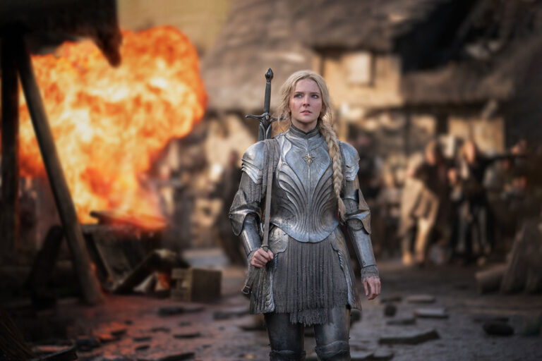 Morfydd Clark (Galadriel) in "The Lord of the Rings: Rings of Power" (Ben Rothstein/Prime Video)