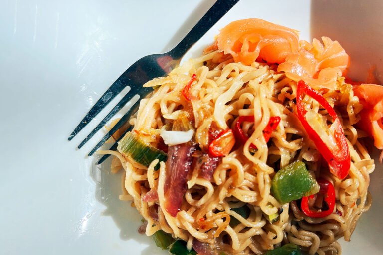 Indonesian noodles (Mary Elizabeth Williams)