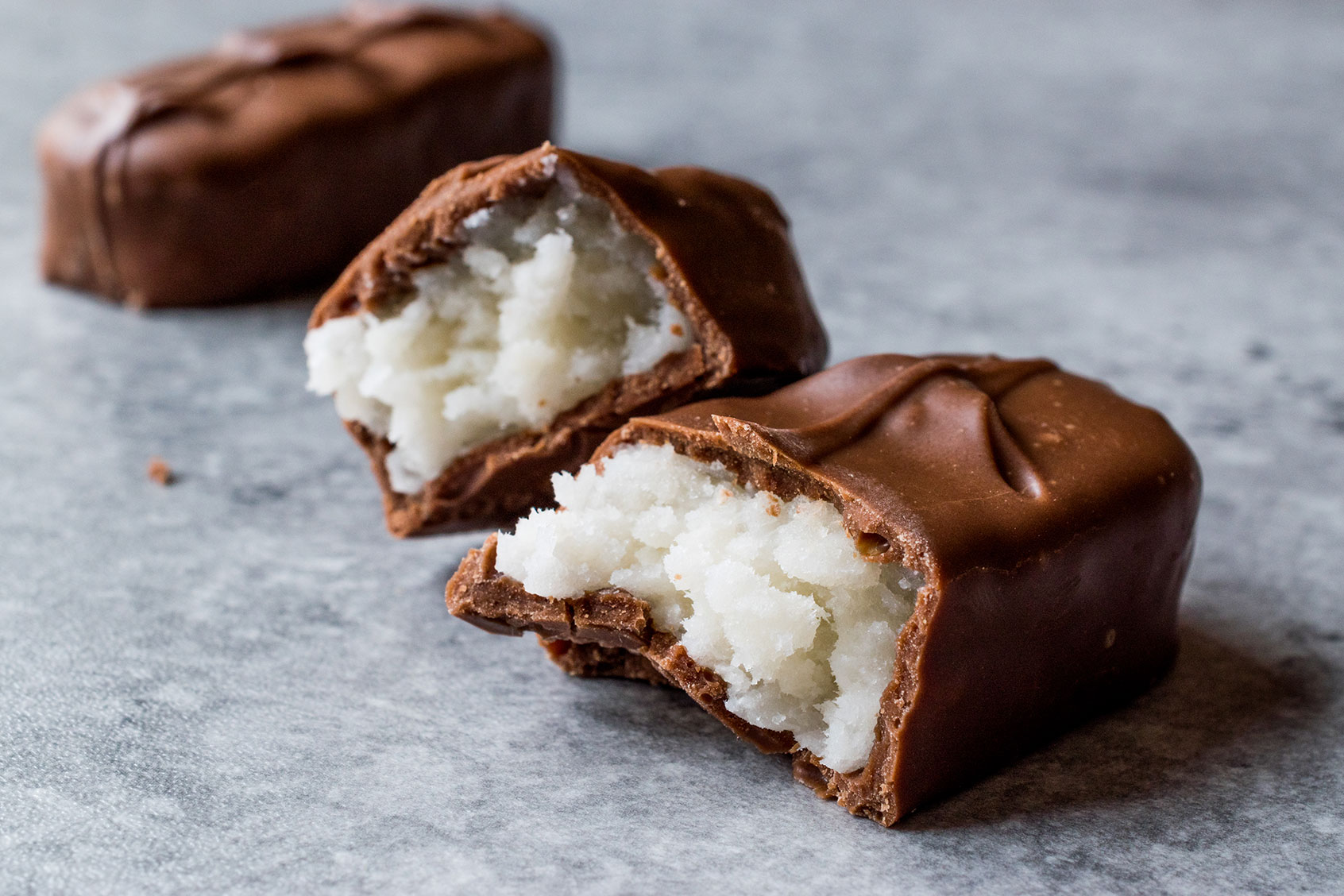 Chocolate Bar with Coconut (Getty Images/alpaksoy)