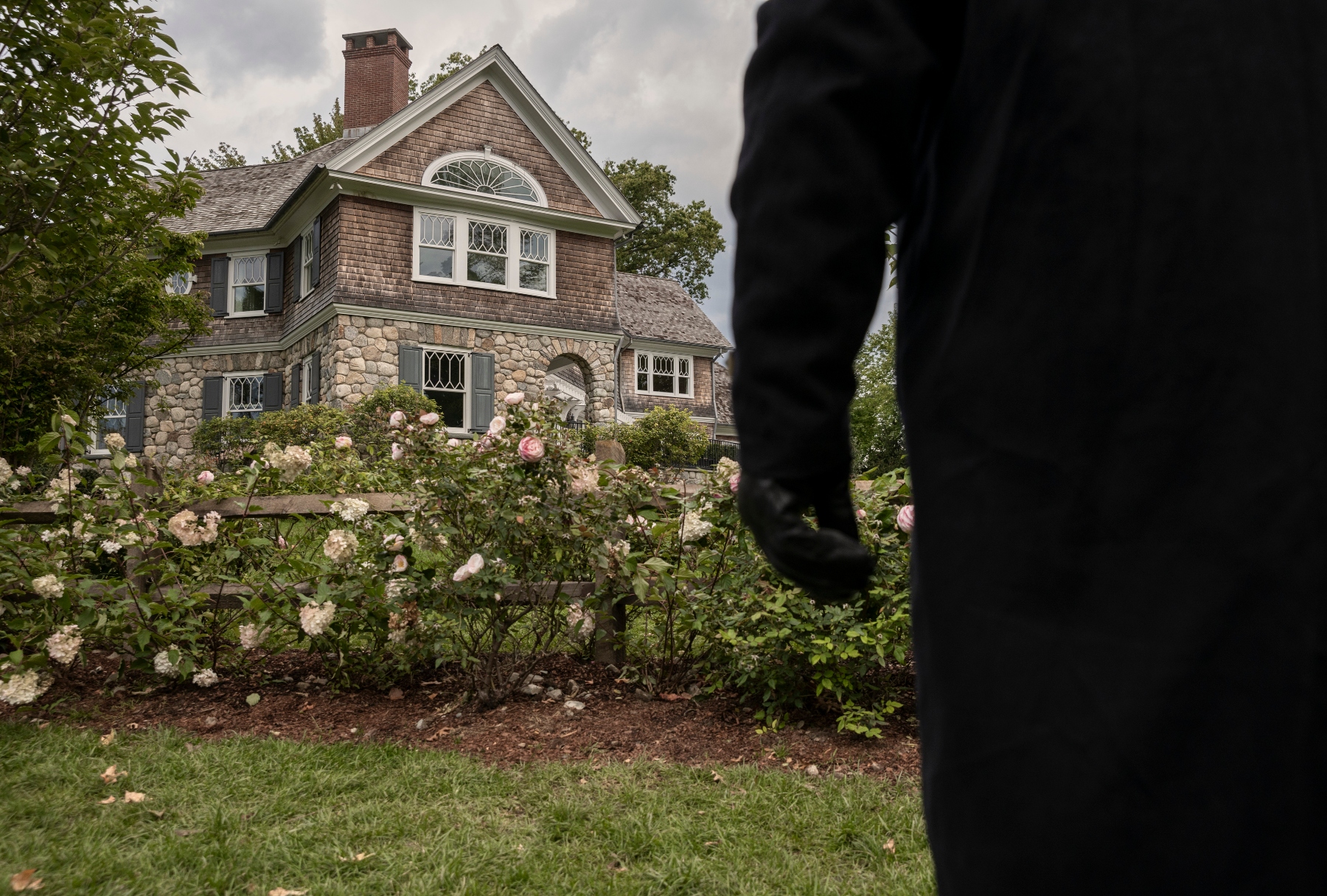 "The Watcher" (Eric Liebowitz/Netflix )