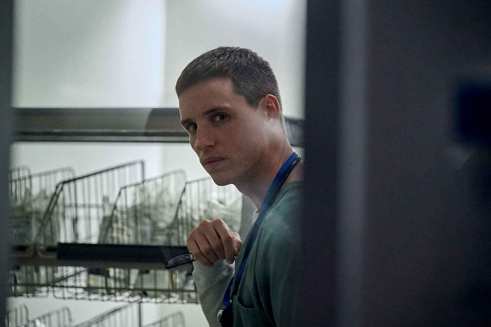 Eddie Redmayne in "The Good Nurse" (JoJo Whilden/Netflix)