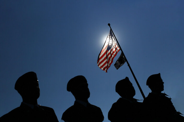 Soldiers from Ft. Lee, Virginia help mark Veterans Day ceremonies at the World War II Memorial November 11, 2011 in Washington, DC. (Win McNamee/Getty Images)