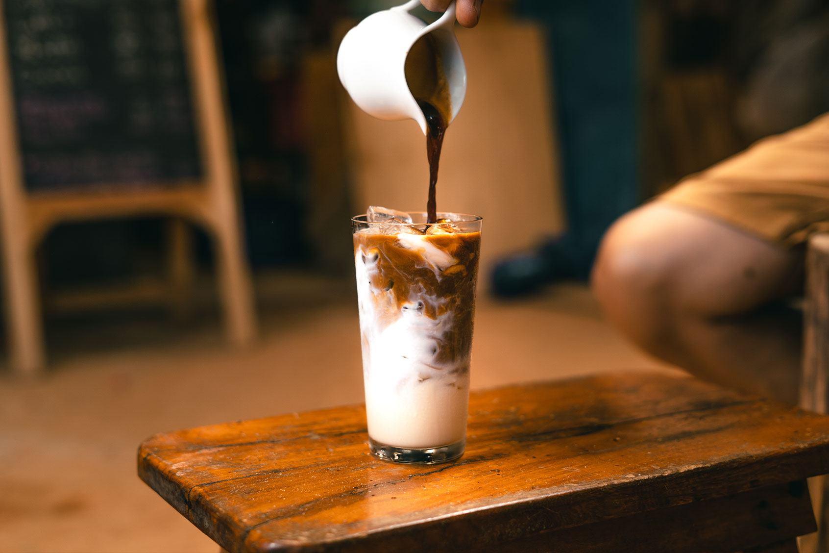 Drink In Glass On Table (Getty Images / Rachen Buosa / EyeEm)
