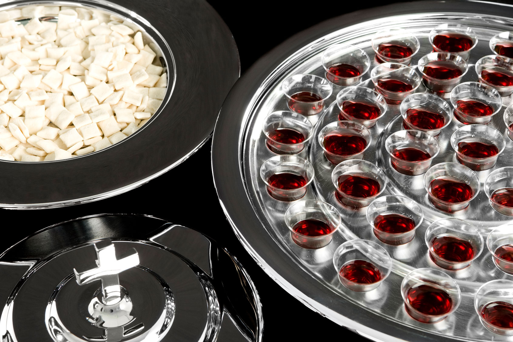 Elements of Communion (Getty Images/JeffXD)