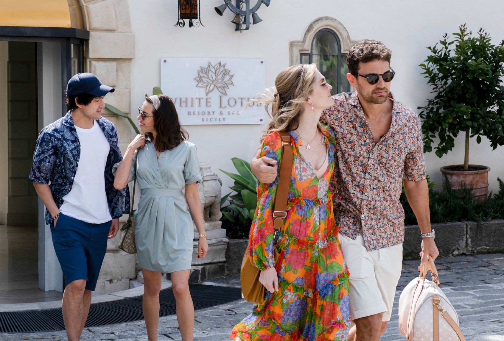 Will Sharpe as Ethan Spiller, Aubrey Plaza as Harper Spiller, Meghann Fahy as Daphne Sullivan, Theo James as Cameron Sullivan (Courtesy of HBO)