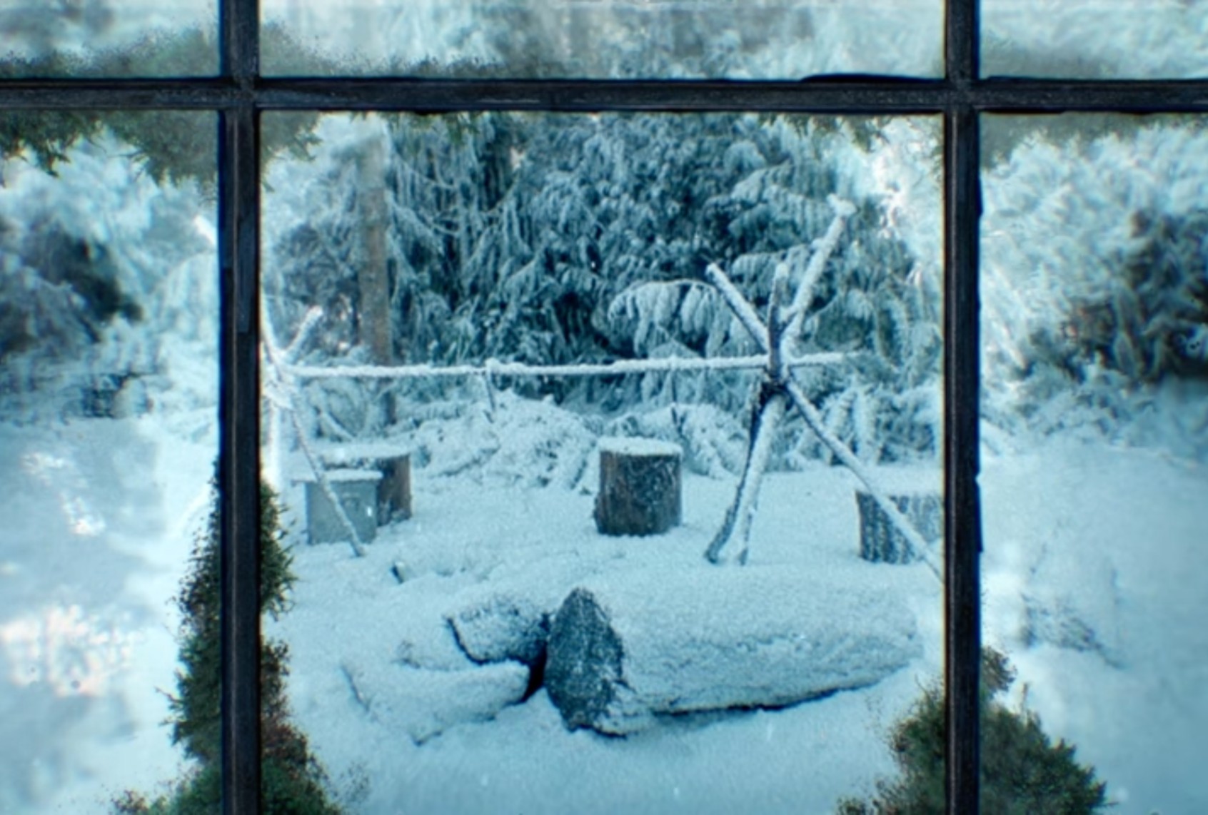 Yellowjackets Yule Log (Courtesy of Showtime)