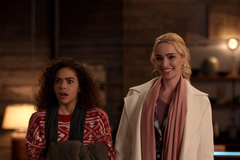 Antonia Gentry as Ginny and Brianne Howey as Georgia in "Ginny & Georgia." (Courtesy of Netflix)