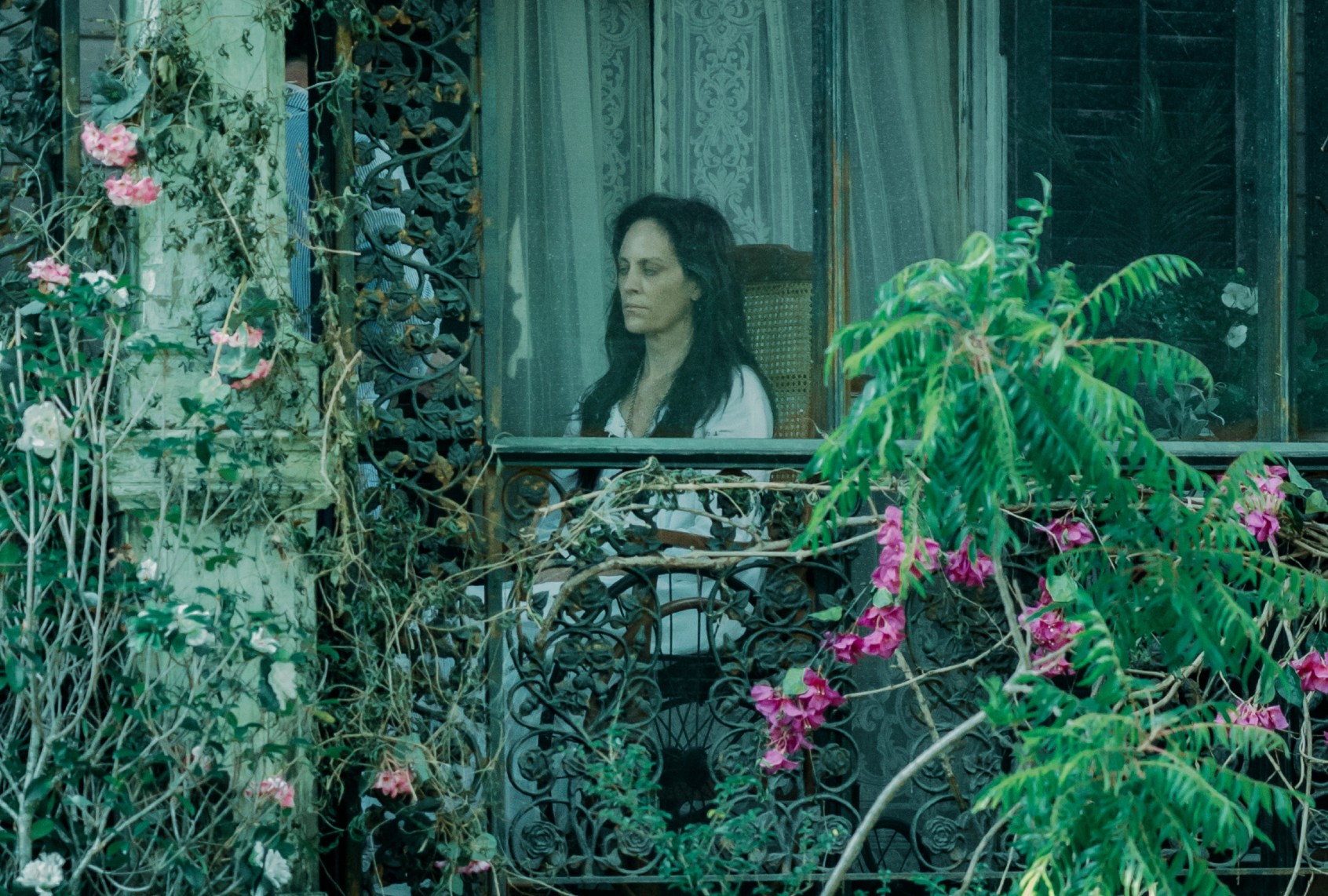 Annabeth Gish as Deirdre Mayfair in "Anne Rice's Mayfair Witches" (Alfonso Bresciani/AMC)