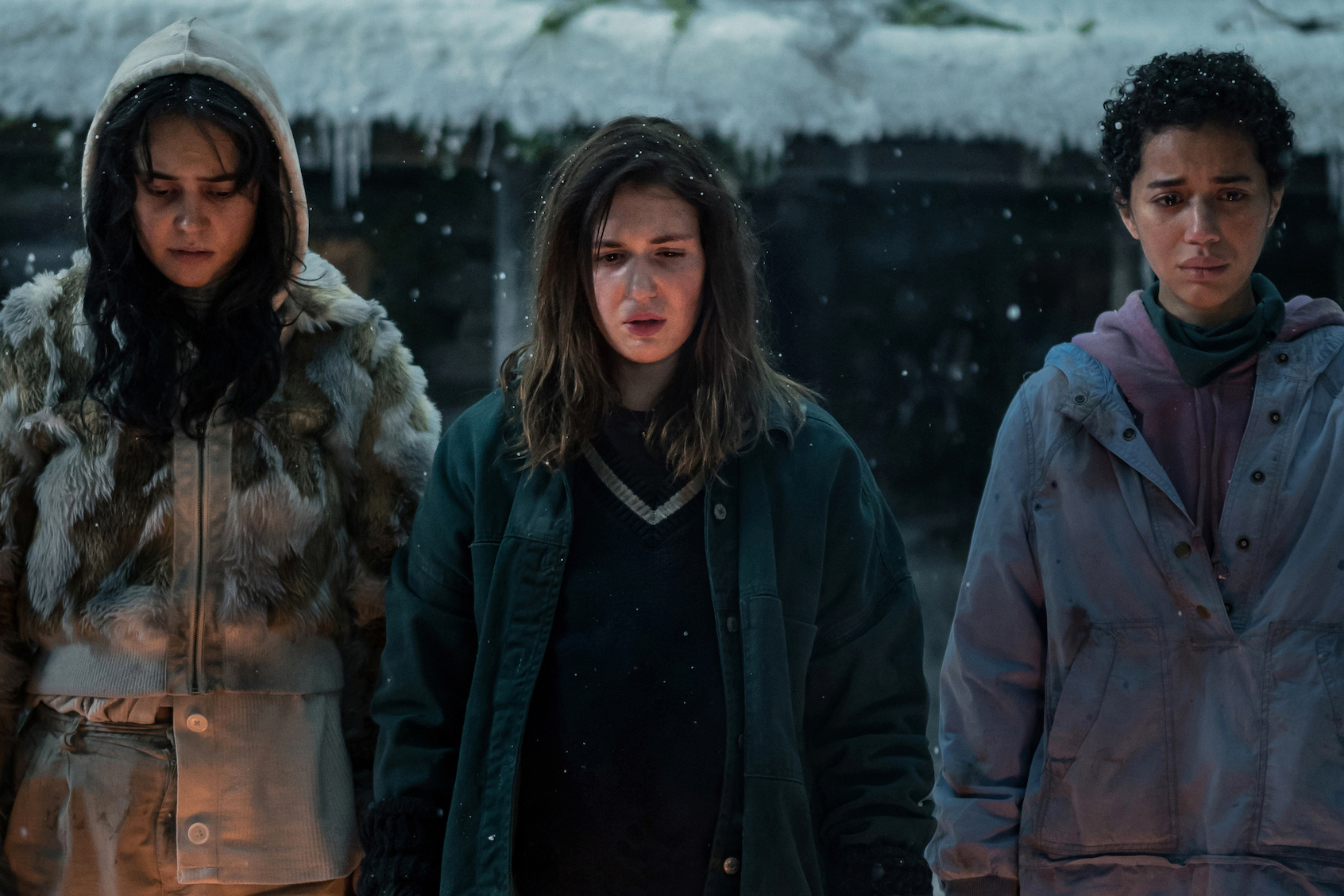Courtney Eaton as Teen Lottie, Sophie Nélisse as Teen Shauna and Jasmin Savoy Brown as Teen Taissa (Kailey Schwerman/SHOWTIME)