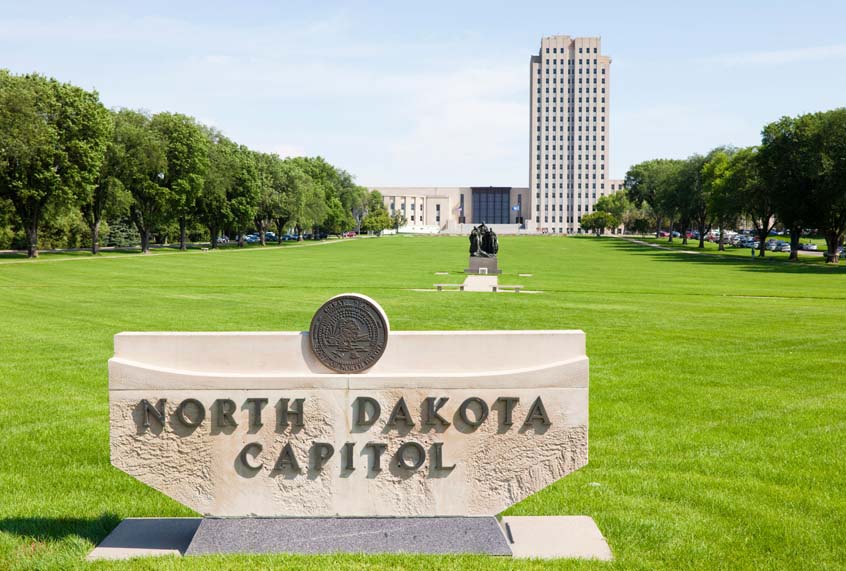 North Dakota state capitol building in Bismarck, ND. (Getty/powerofforever)