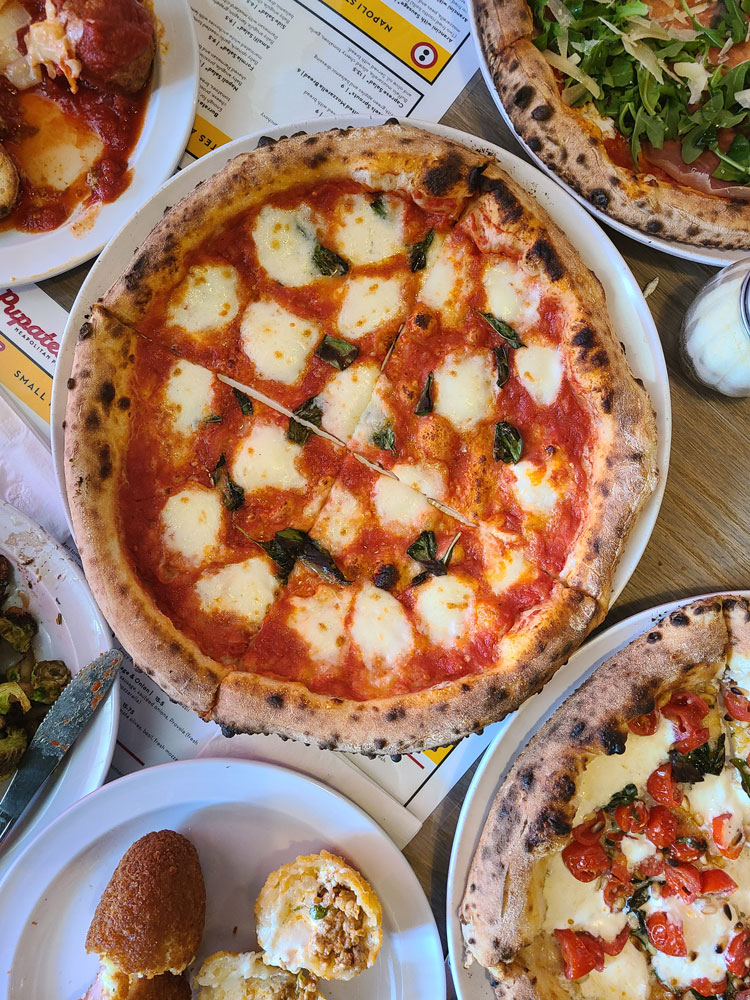 Pupatella pizza