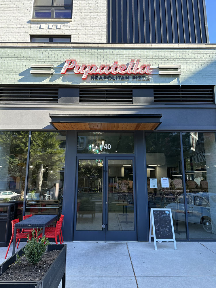 Pupatella storefront