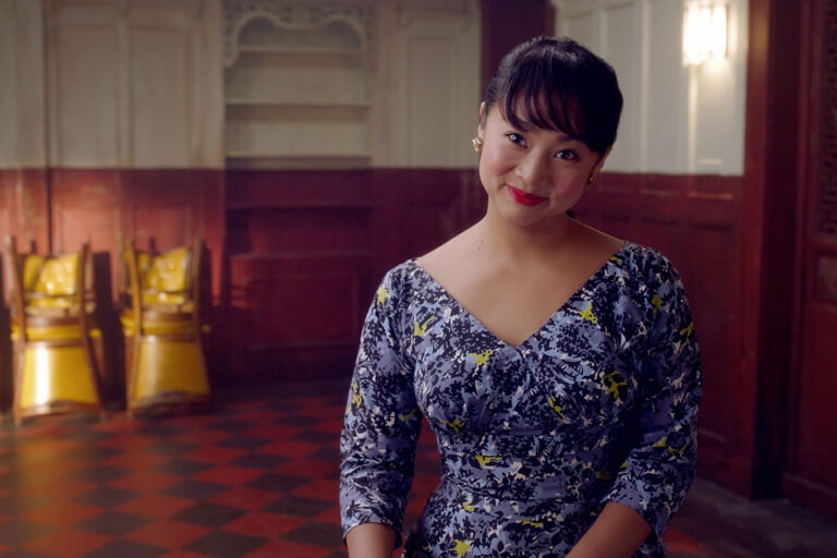 Stephanie Hsu (Mei) in "The Marvelous Mrs. Maisel" (Amazon Studios)