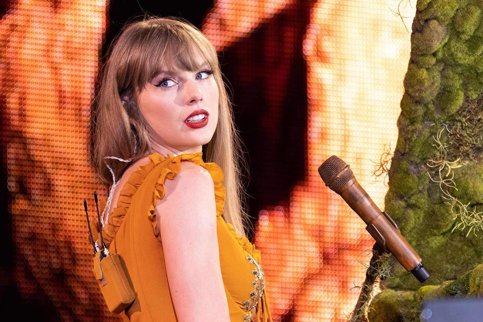 Taylor Swift performs onstage during The Eras Tour at Mercedes-Benz Stadium on April 28, 2023 in Atlanta, Georgia. (Terence Rushin/TAS23/Getty Images for TAS Rights Management)