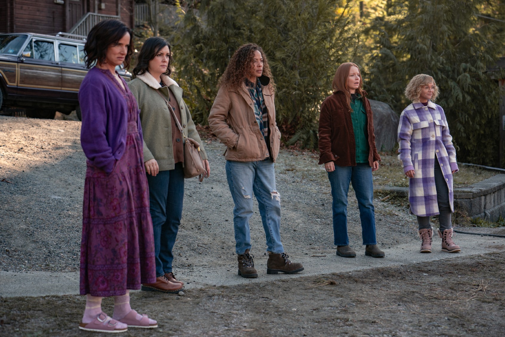 (L-R): Juliette Lewis as Natalie, Melanie Lynskey as Shauna, Tawny Cypress as Taissa, Lauren Ambrose as Van and Christina Ricci as Misty. (Colin Bentley/SHOWTIME)