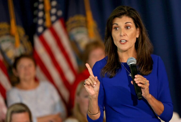 Republican presidential candidate Nikki Haley campaigns in Bedford, NH. (Matt Stone/MediaNews Group/Boston Herald via Getty Images)