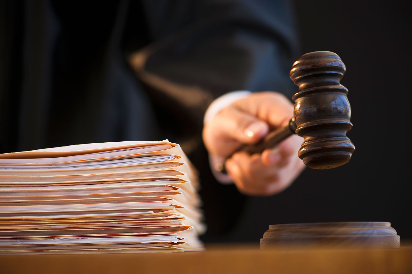 Judge's gavel, close-up (Getty Images/Tetra Images)