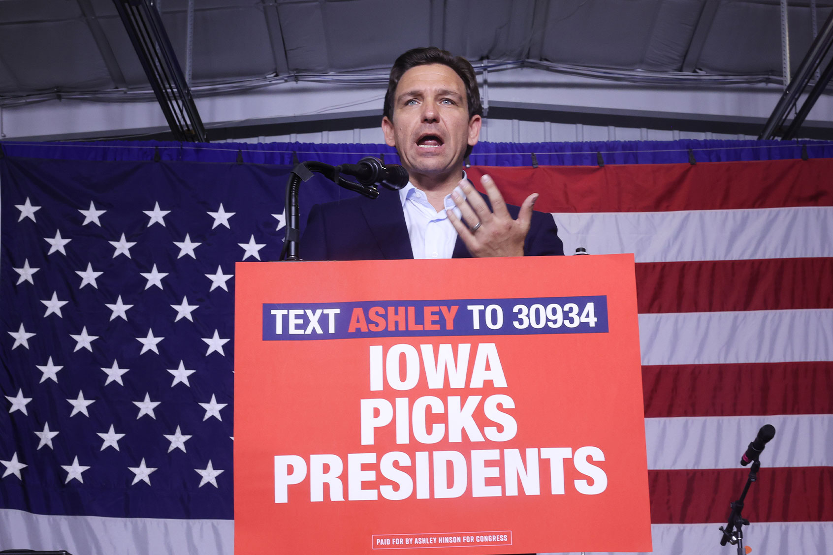 Republican presidential candidate Florida Governor Ron DeSantis Speaks to guests at Ashley's BBQ Bash hosted by Congresswoman Ashley Hinson (R-IA) on August 06, 2023 in Cedar Rapids, Iowa. (Scott Olson/Getty Images)