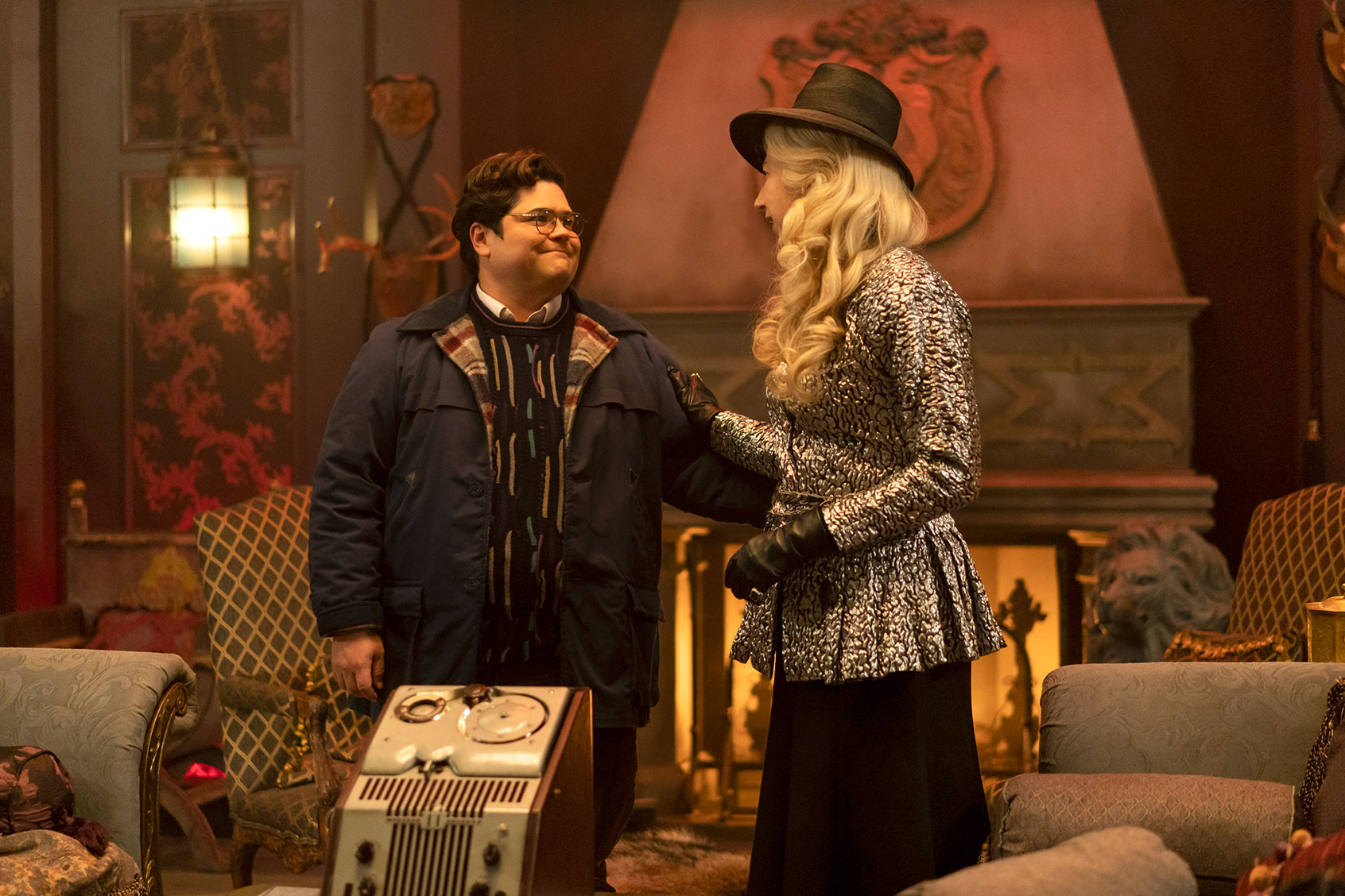 Harvey Guillén as Guillermo and Kristen Schaal as The Guide in "What We Do In The Shadows" (Russ Martin/FX)