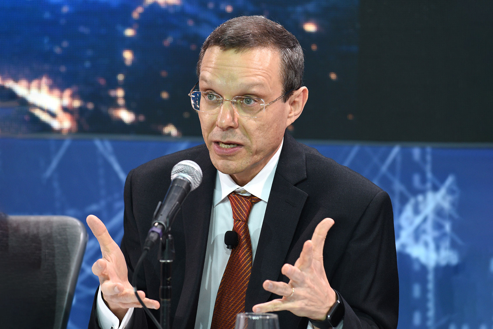 Theoretical Physicist Avi Loeb speaks during the New Space Exploration Initiative "Breakthrough Starshot" Announcement at One World Observatory on April 12, 2016 in New York City. (Bryan Bedder/Getty Images for Breakthrough Prize Foundation)