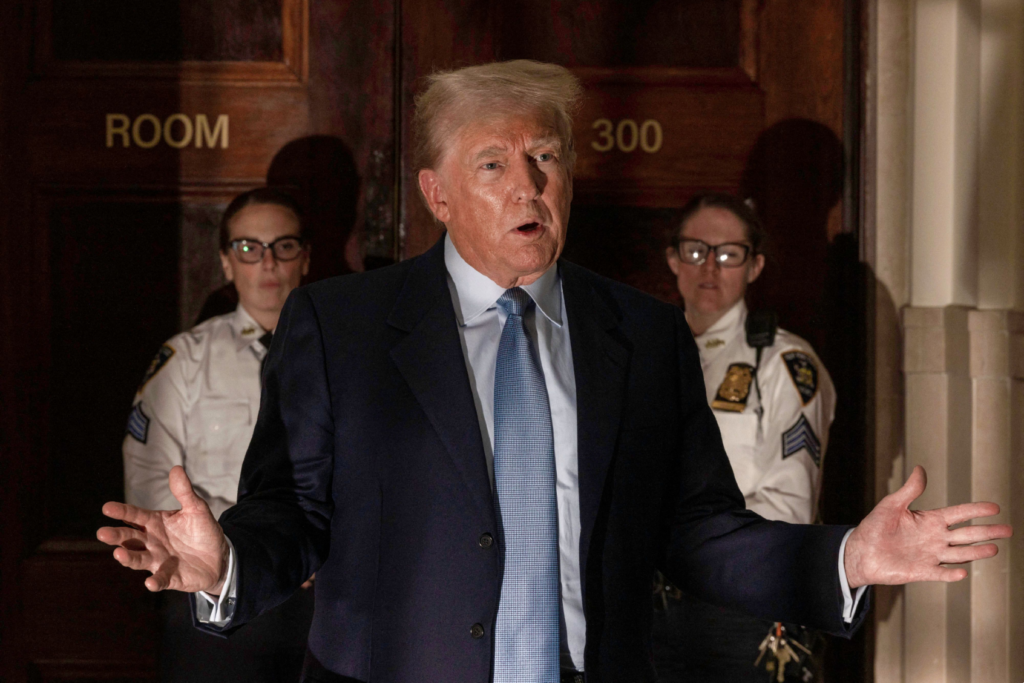 “Dead man walking”: Experts say Trump immunity lawyer lost judges after ...