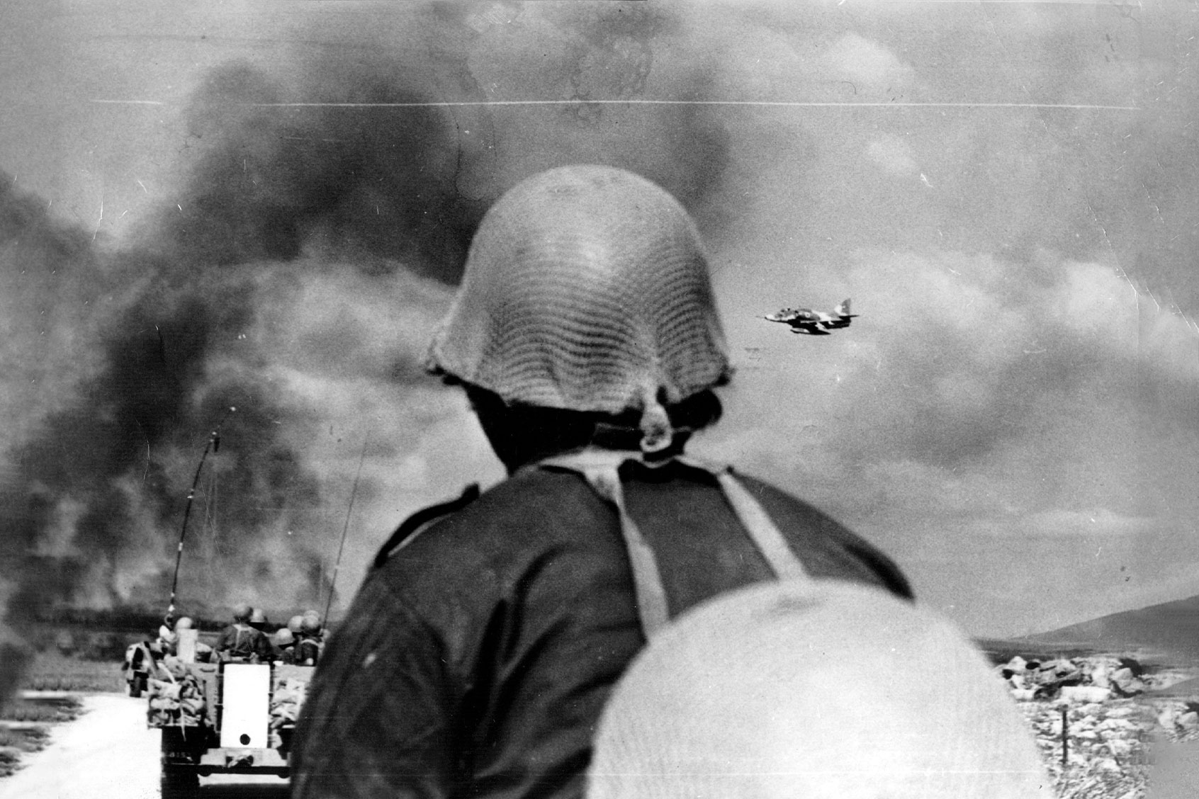 A Skyhawk levels for a ground attack to aid an Israeli infantry column during the battle for the Golan Heights in the Yom Kippur War. (Keystone/Getty Images)