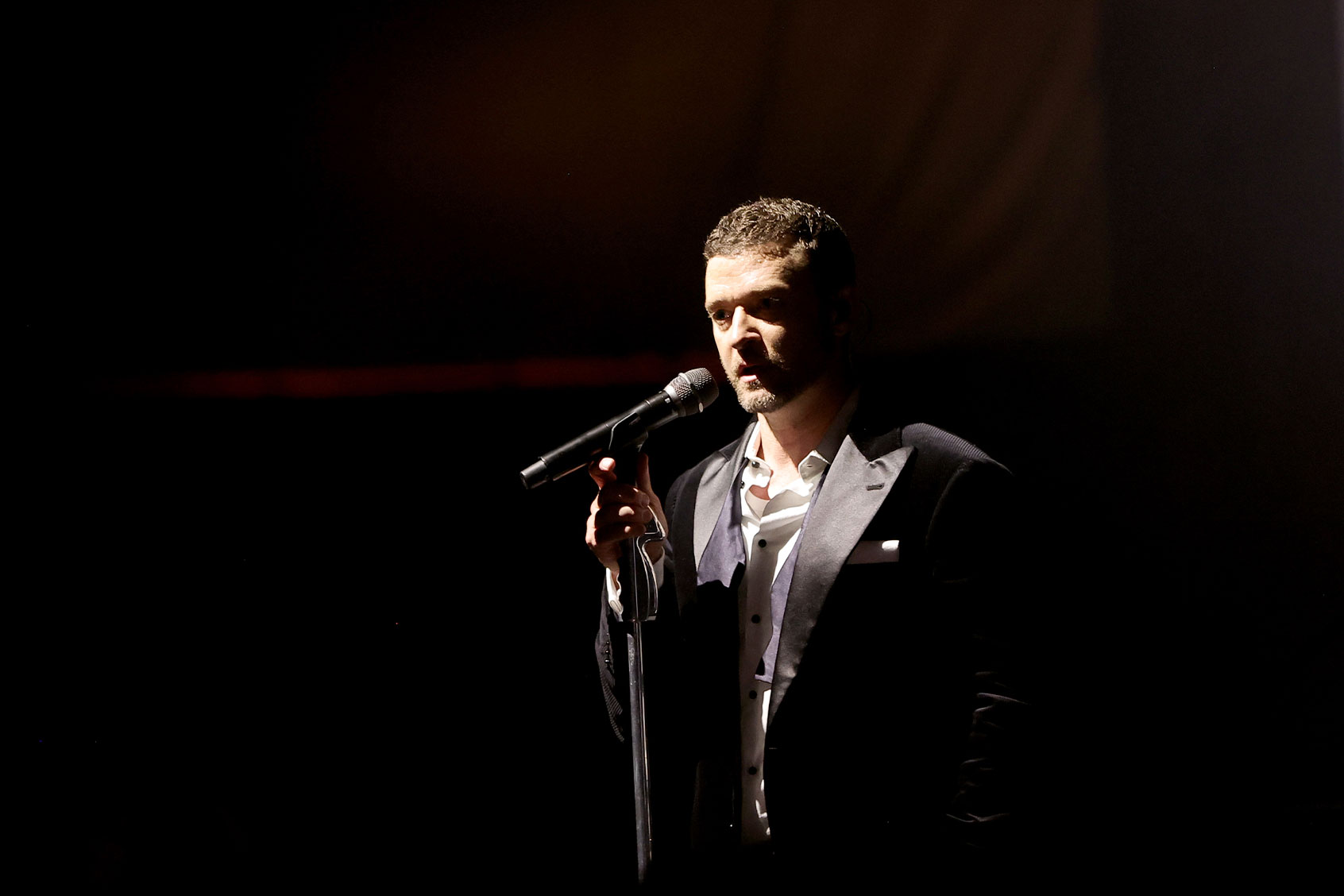 Justin Timberlake performs during the 2022 Children’s Hospital Los Angeles Gala at the Barker Hangar on October 08, 2022 in Santa Monica, California. (Matt Winkelmeyer/Getty Images for Children's Hospital Los Angeles)