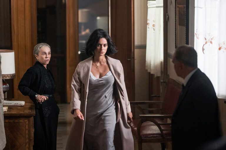 Penelope Cruz as Laura Ferrari in "Ferrari" (Photo credit Lorenzo Sisti/Neon)