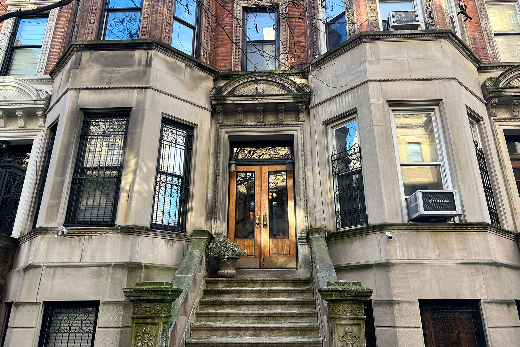 Kathleen's brownstone in "You've Got Mail" (Nardos Haile)