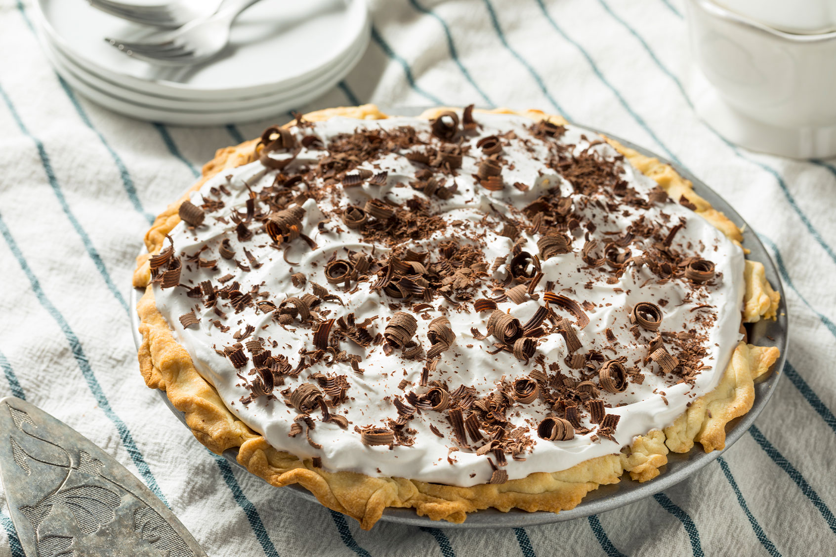 Cream Pie With Chocolate Shavings (Getty Images/bhofack2)
