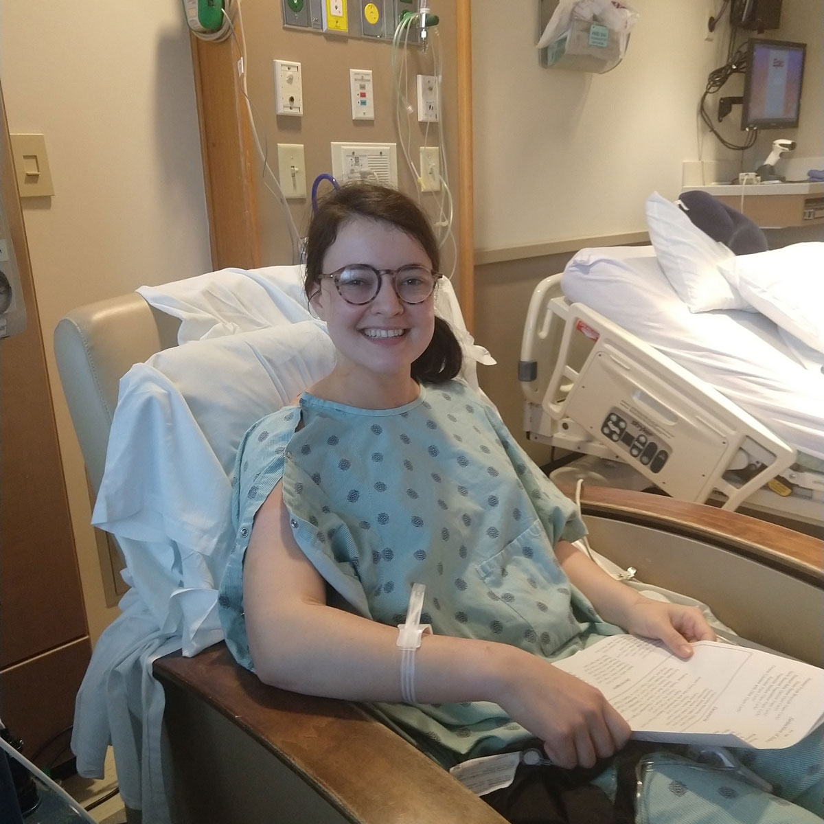 Zina Kumok in hospital