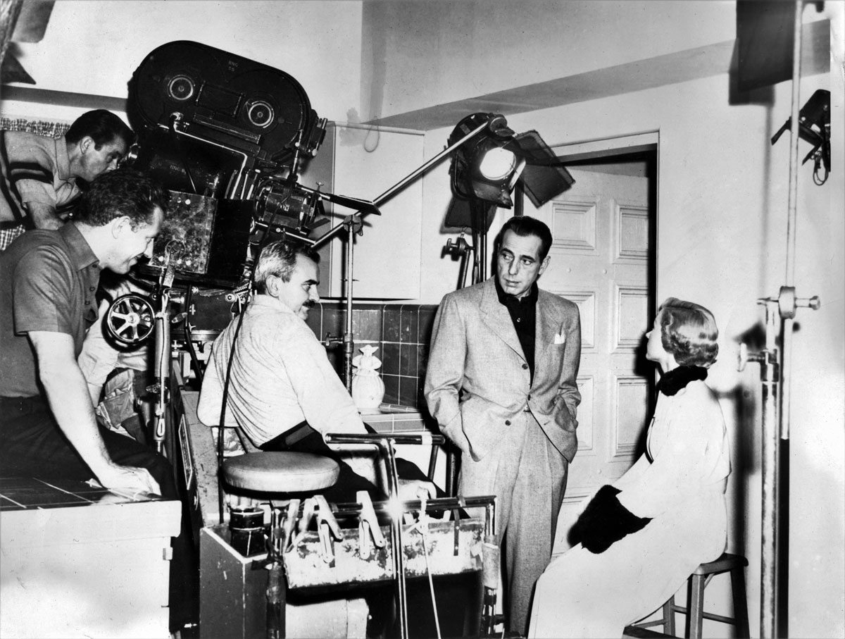 Humphrey Bogart and Gloria Graeme on the set of &quot;In a Lonely Place&quot;