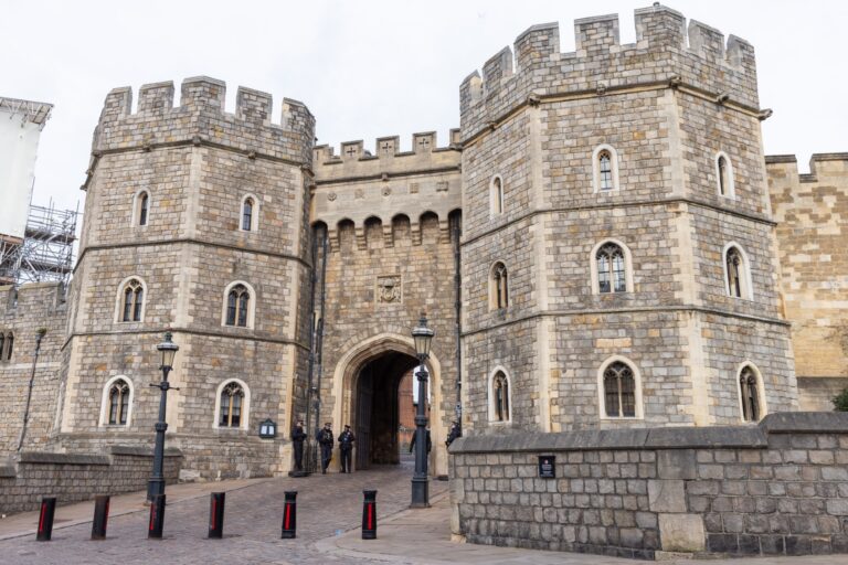 Armed police officers stand outside Windsor Castle on February 6, 2024, in Windsor, United Kingdom. (Mark Kerrison/In Pictures via Getty Images)