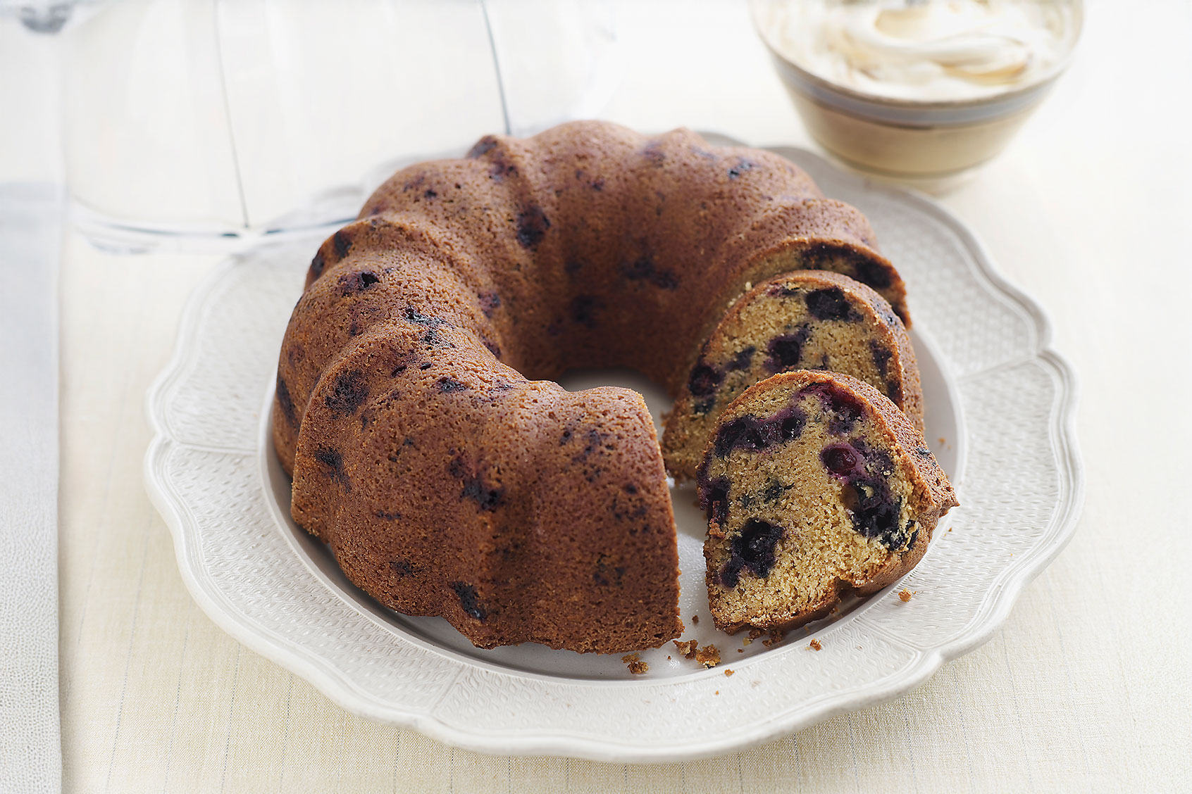 Blueberry Bundt Cake (Getty Images/Alexandra Grablewski)