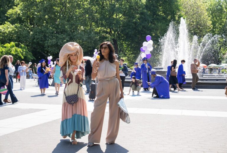 Sarah Jessica Parker and Sarita Choudhury in "And Just Like That" (Craig Blankenhorn/Max)