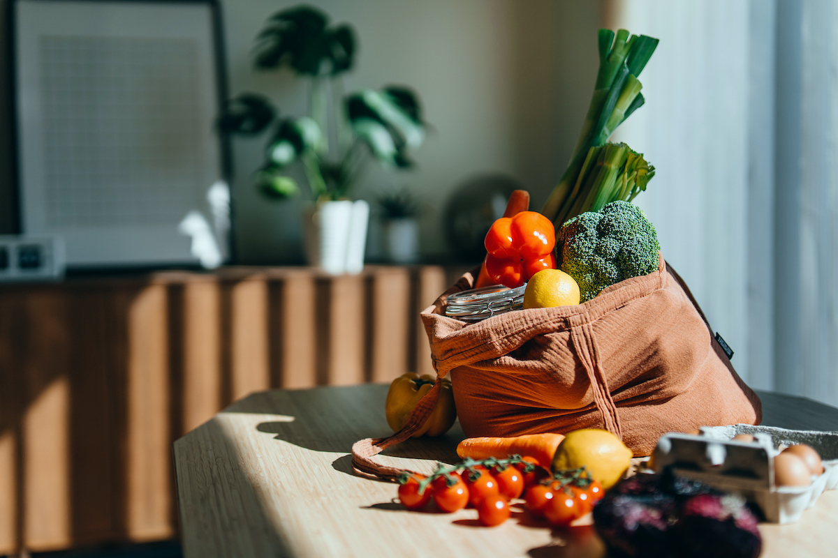 Produce market haul (Getty Images / d3sign)