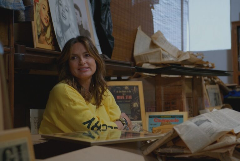 Mariska Hargitay as seen in "My Mom Jayne" (Courtesy of HBO)
