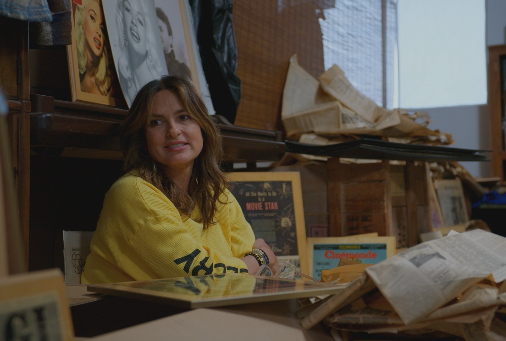 Mariska Hargitay as seen in "My Mom Jayne" (Courtesy of HBO)